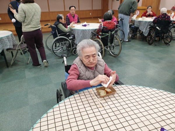 1935496363_1738283600.1908.jpg